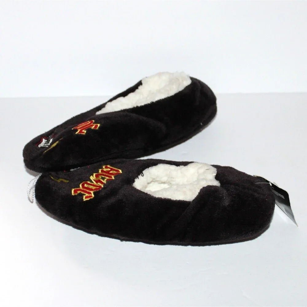 AC/DC Women's Fuzzy Babba Slipper Socks with grippers S small size 5 - 7